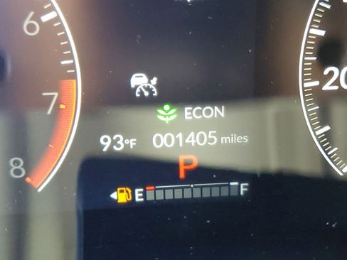 Certified 2026 Honda HR-V LX image 27