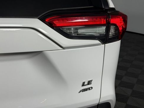 Used 2025 Toyota RAV4 LE image 27