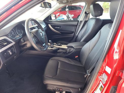 Used 2018 BMW 320i Sedan w/ Convenience Package image 21