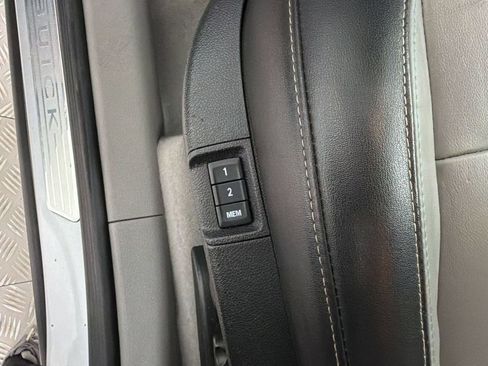 Used 2015 Buick Encore Leather FWD image 17