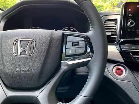 Certified 2026 Honda Odyssey EX-L image 24