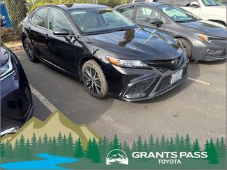 Certified 2023 Toyota Camry SE FWD video 1