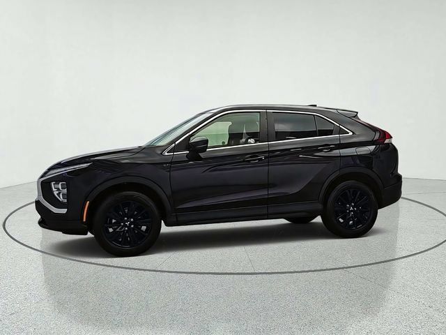 Used 2023 Mitsubishi Eclipse Cross LE AWD/4WD image 3
