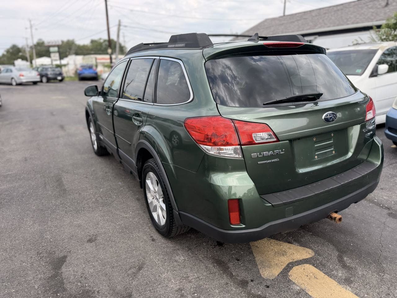 Used 2012 Subaru Outback 3.6R Limited AWD/4WD image 12
