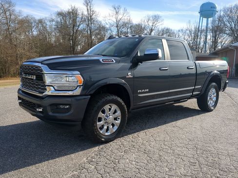 Used 2020 RAM 3500 Limited image 6