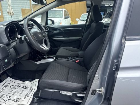 Used 2018 Honda Fit EX image 12