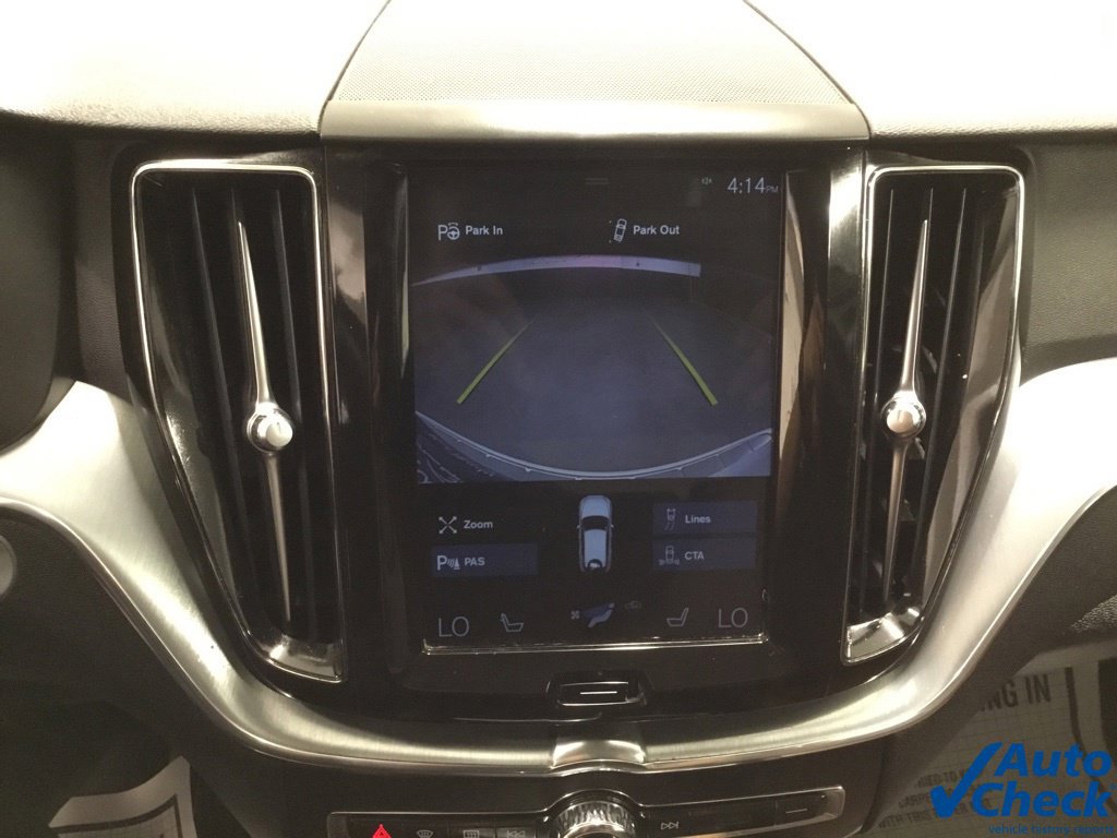 Used 2018 Volvo XC60 T5 Momentum w/ Vision Package AWD/4WD image 50