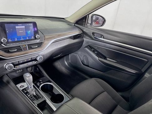 Certified 2023 Nissan Altima 2.5 SV image 22