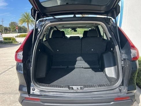 Used 2023 Honda CR-V EX image 8