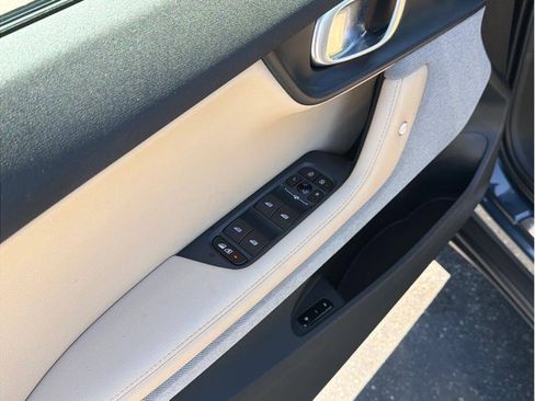 Used 2022 Polestar Polestar 2 w/ Performance Package AWD/4WD image 17