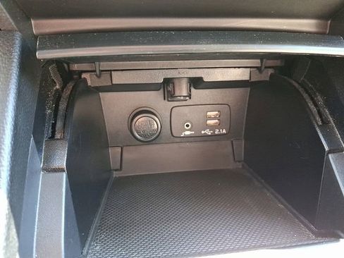 Used 2019 Subaru Outback 2.5i Premium image 31