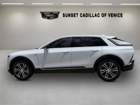 New 2026 Cadillac Lyriq Premium Luxury RWD image 6