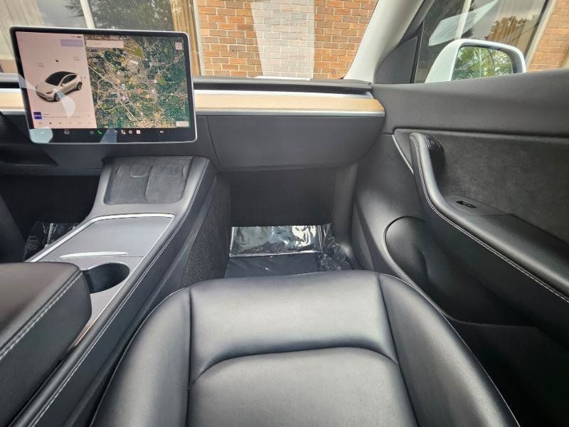 Used 2021 Tesla Model Y Long Range AWD/4WD image 53