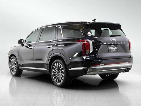 Used 2024 Hyundai Palisade Calligraphy AWD/4WD image 3