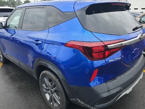 Used 2021 Kia Seltos LX AWD/4WD image 4