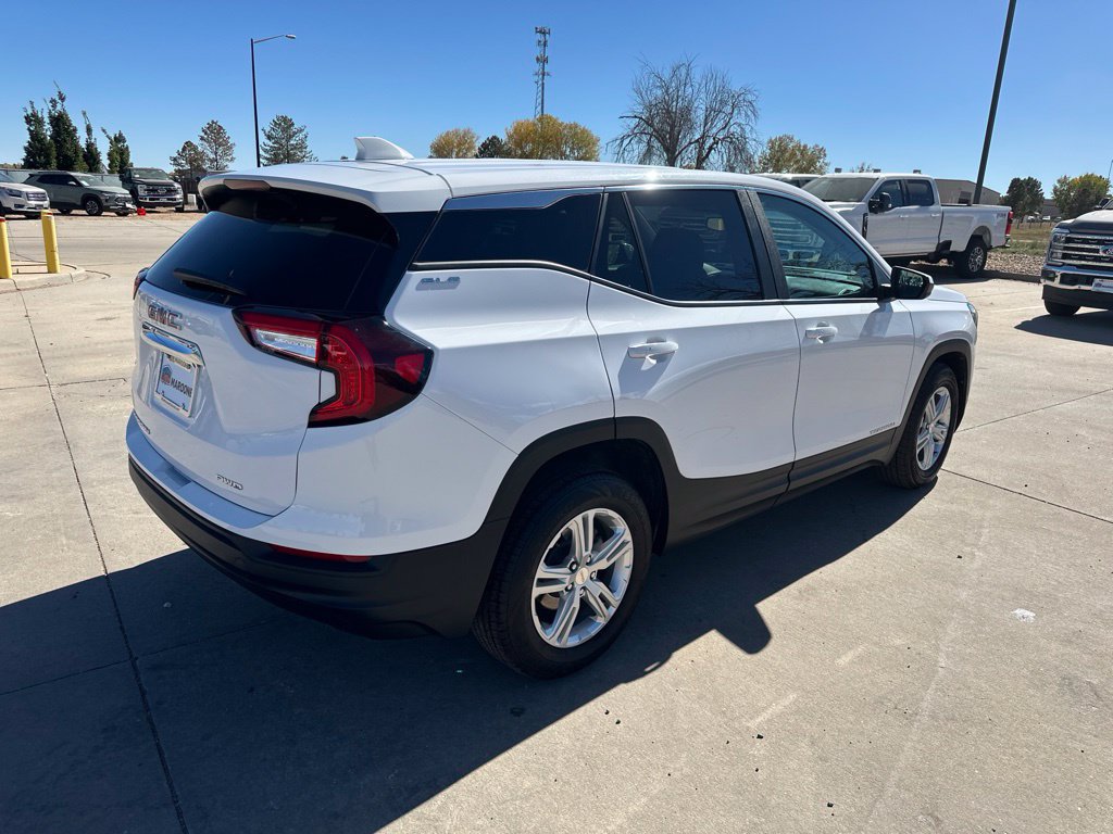 Certified 2024 GMC Terrain SLE AWD/4WD image 36