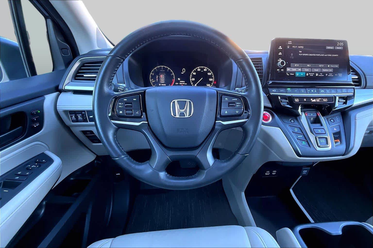 Used 2025 Honda Odyssey EX-L image 6