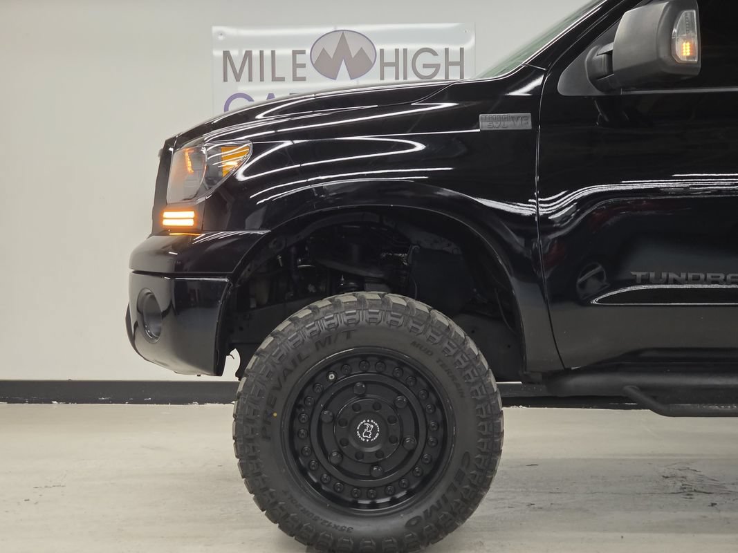 Used 2012 Toyota Tundra 4x4 CrewMax w/ SR5 Pkg image 30