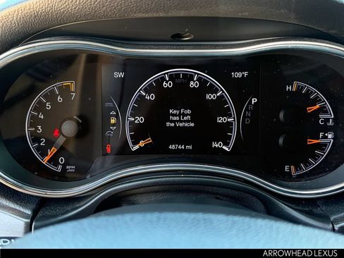 Used 2018 Jeep Grand Cherokee Laredo RWD image 18