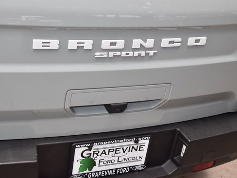 Used 2023 Ford Bronco Sport Outer Banks w/ Tech Package AWD/4WD image 36