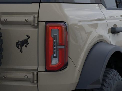New 2026 Ford Bronco Badlands AWD/4WD image 23