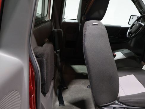 Used 2011 Ford Ranger XLT image 19