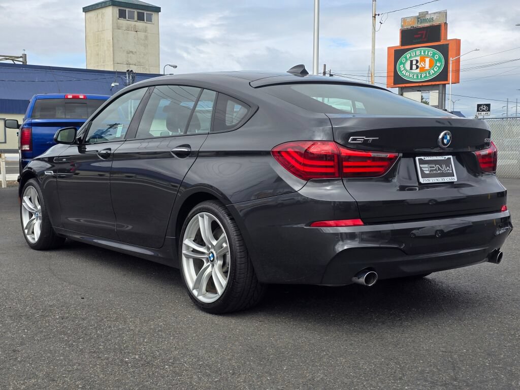 Used 2017 BMW 535i Gran Turismo RWD image 8