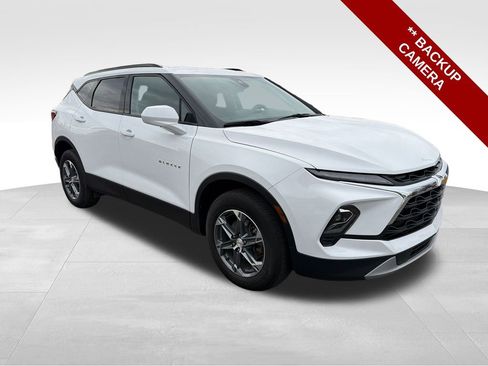 Used 2024 Chevrolet Blazer LT w/ Convenience Package image 9