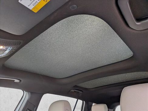 Used 2026 Mercedes-Benz GLB 250 image 15