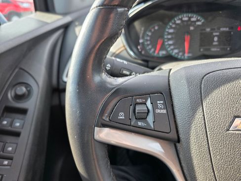 Used 2019 Chevrolet Trax LT w/ LT Convenience Package image 13