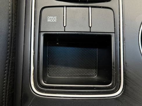 Used 2019 Kia Sorento FWD image 42