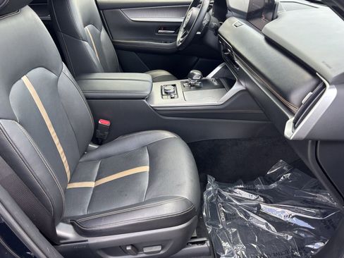 Used 2025 MAZDA CX-90 3.3 Turbo w/ Premium Plus Pkg AWD/4WD image 28