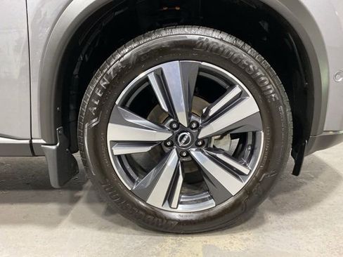 Certified 2023 Nissan Rogue Platinum w/ Platinum Premium Package AWD/4WD image 32