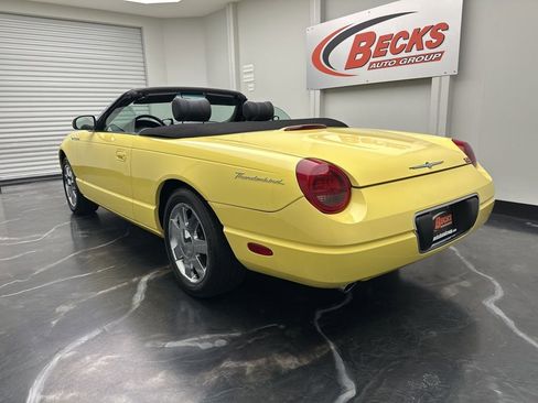 Used 2002 Ford Thunderbird RWD image 4