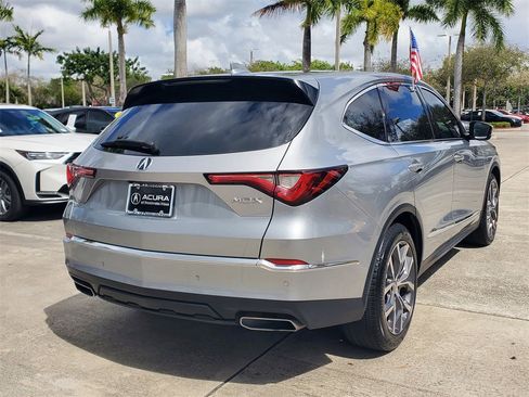 Used 2023 Acura MDX FWD w/ Technology Package image 7