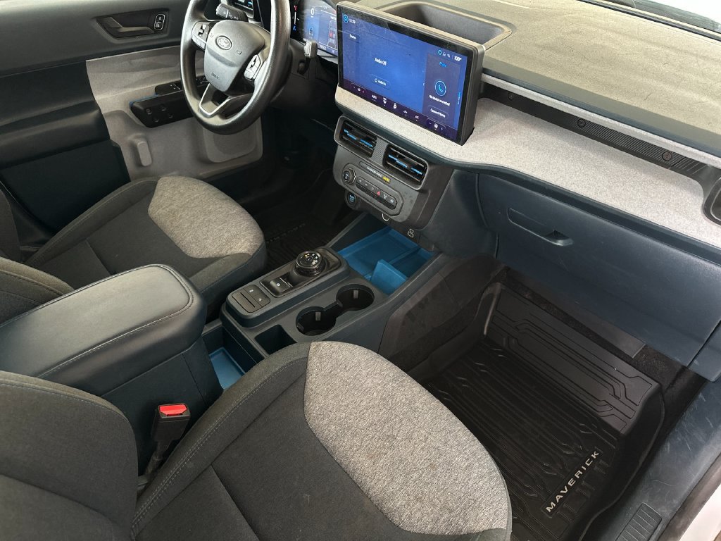 Used 2025 Ford Maverick XLT w/ Equipment Group 302A AWD/4WD image 14
