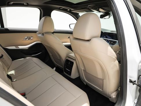 Used 2019 BMW 330i Sedan RWD image 23