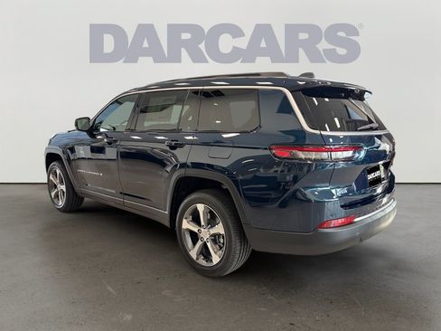 New 2026 Jeep Grand Cherokee L Limited w/ Luxury Tech Group II AWD/4WD image 5