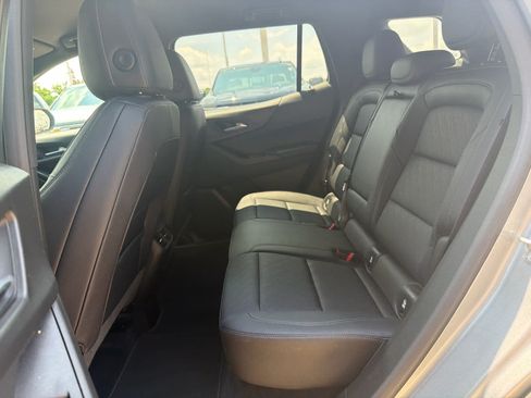 Used 2025 Chevrolet Equinox LT w/ Convenience Package II AWD/4WD image 24