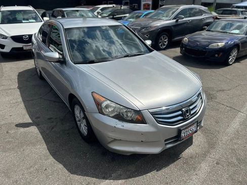 Used 2012 Honda Accord LX image 3