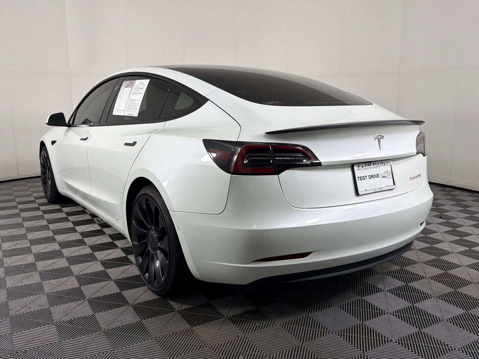 Used 2022 Tesla Model 3 Performance AWD/4WD image 4