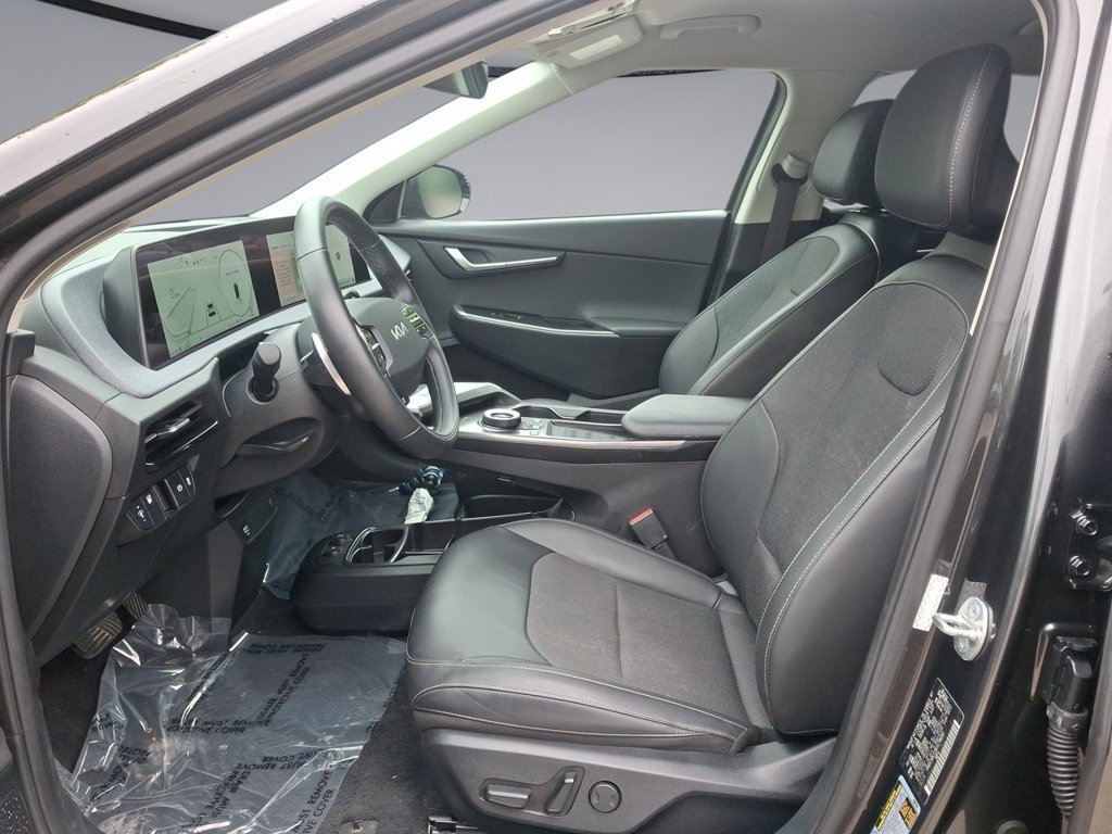 Used 2024 Kia EV6 Light AWD/4WD image 11