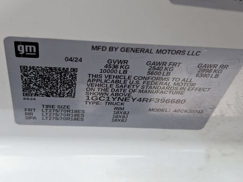 Used 2024 Chevrolet Silverado 2500 LT AWD/4WD image 35