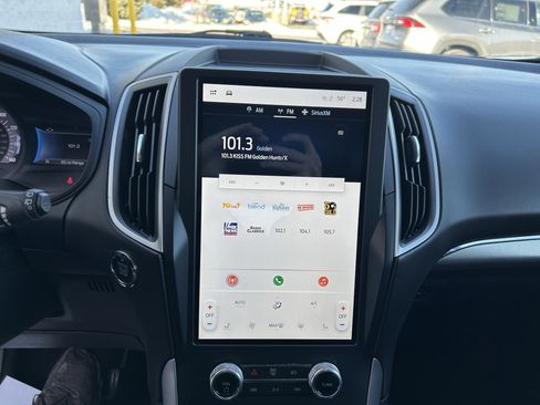 Used 2022 Ford Edge SEL image 25