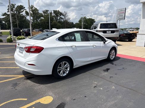 Used 2019 Chevrolet Cruze LT w/ LT True North Edition FWD image 5