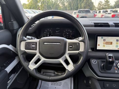 Used 2020 Land Rover Defender 110 SE AWD/4WD image 20