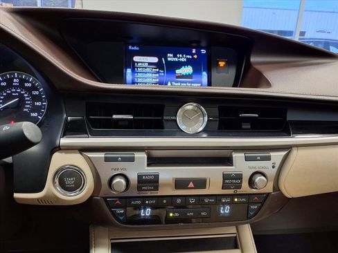 Used 2017 Lexus ES 350 350 Sedan image 25