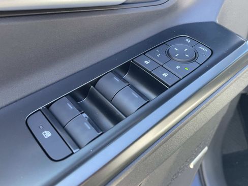 New 2026 Subaru Solterra image 6