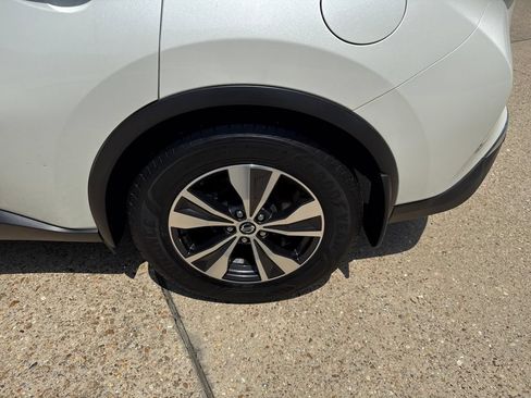 Used 2019 Nissan Murano SV w/ Premium Package FWD image 30