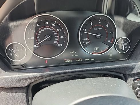 Used 2017 BMW 328d xDrive Sedan AWD/4WD image 5